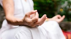 Ejercicios-del-Tantra-de-Mano-Derecha